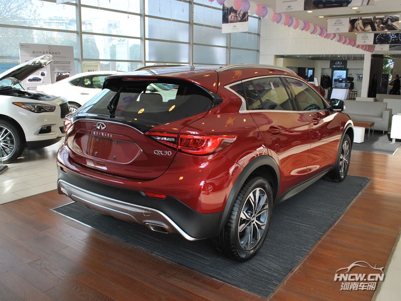 2017款 英菲尼迪 QX30 外观