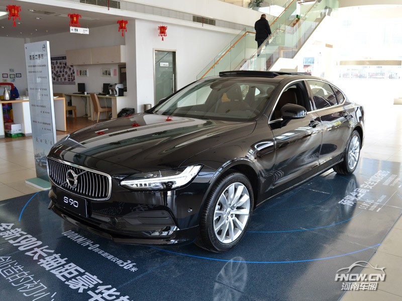 2017款 沃尔沃亚太 S90 外观