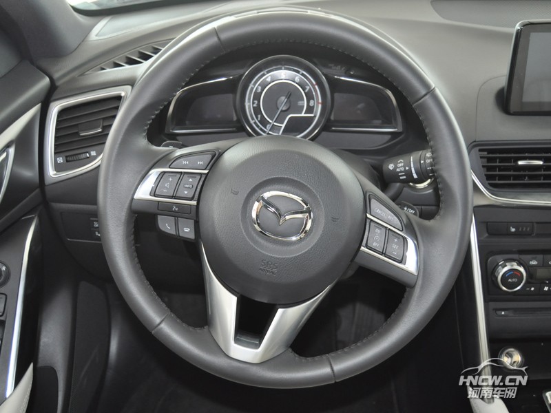 2016款 一汽马自达 CX-4 中控