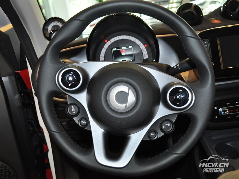 2015款 Smart Fortwo 中控