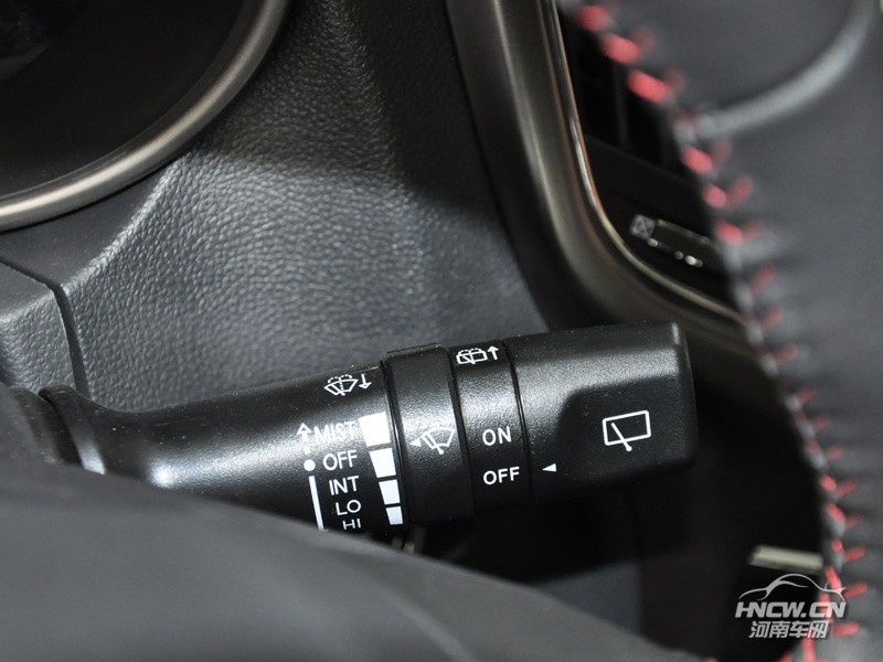2014款 长安CS75 中控