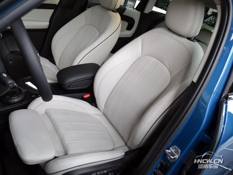 2017款 MINI COUNTRYMAN 内饰