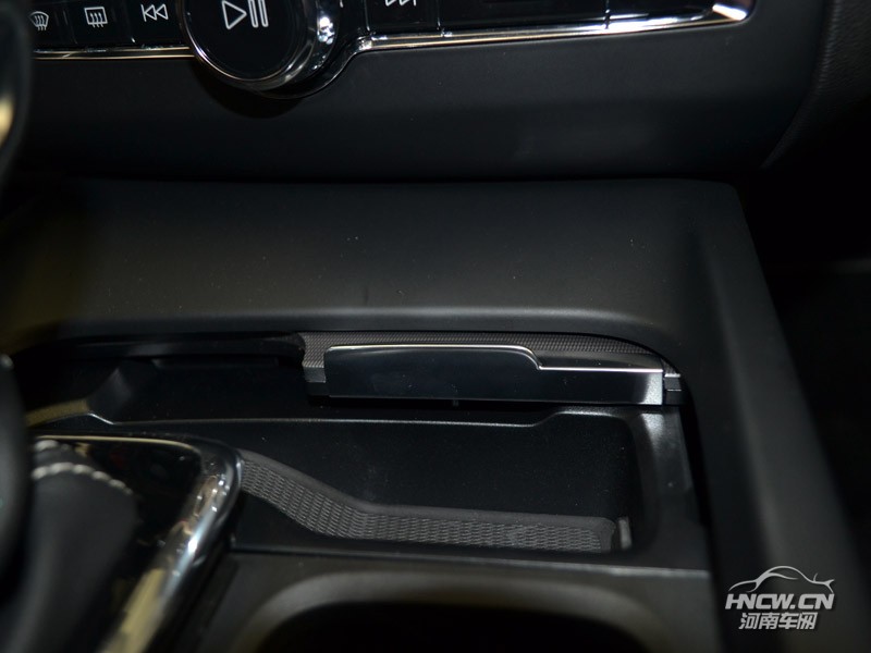 2018款 沃尔沃亚太 XC60 中控