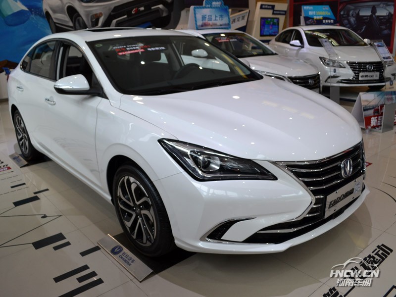 2018款 长安 逸动 外观