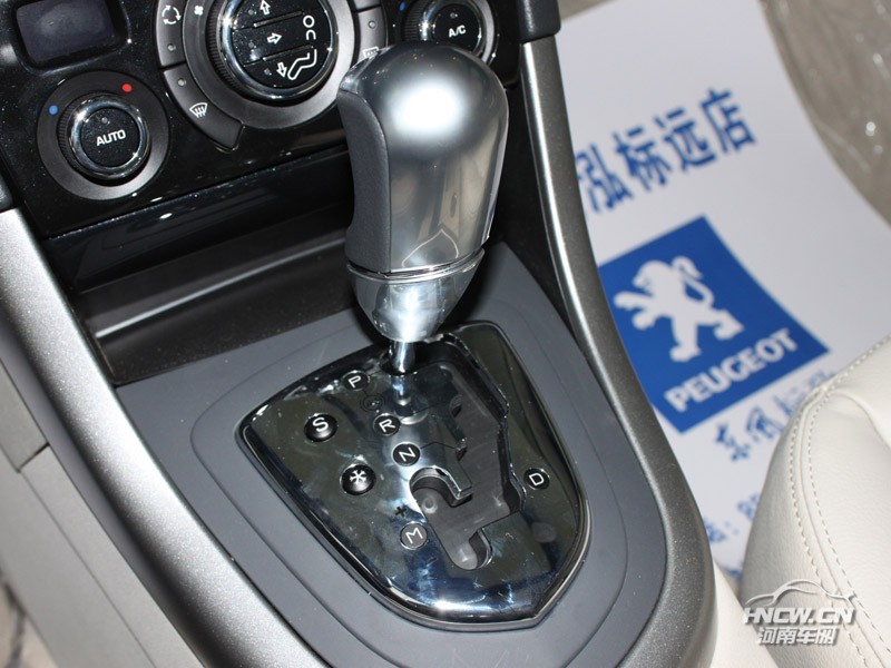 2013款 408 中控台