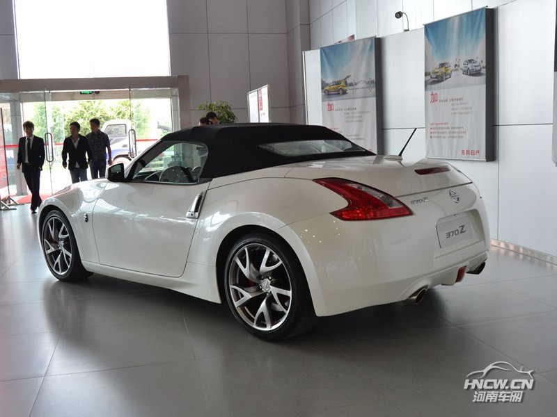 2013款 日产(进口)370Z 外观