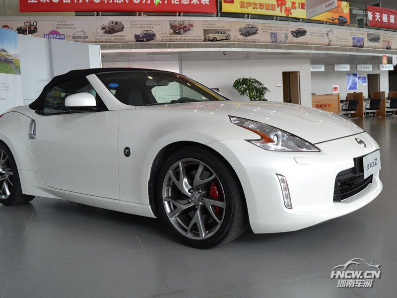 2013款 日产(进口)370Z 外观