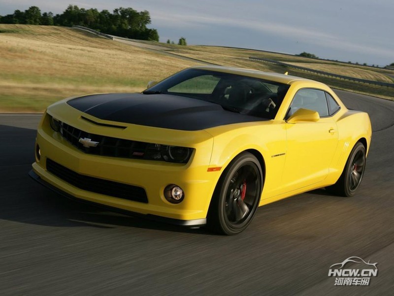 2013款雪佛兰科迈罗Camaro 1L 外观