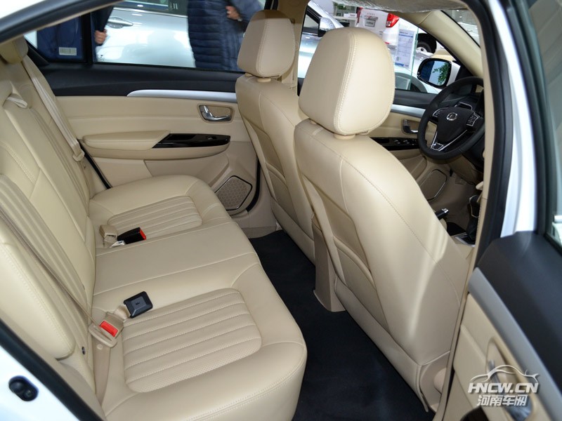 2018款 长城C30EV 内饰