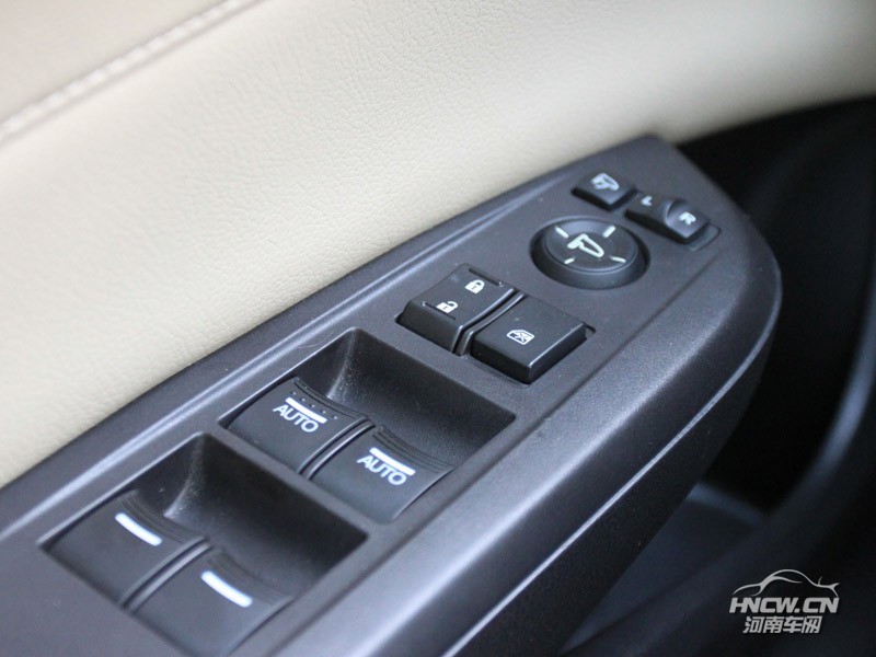 2013款 讴歌 ILX 中控台