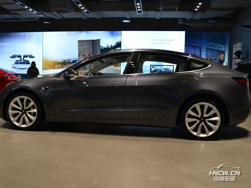 209款 特斯拉Model 3 外观