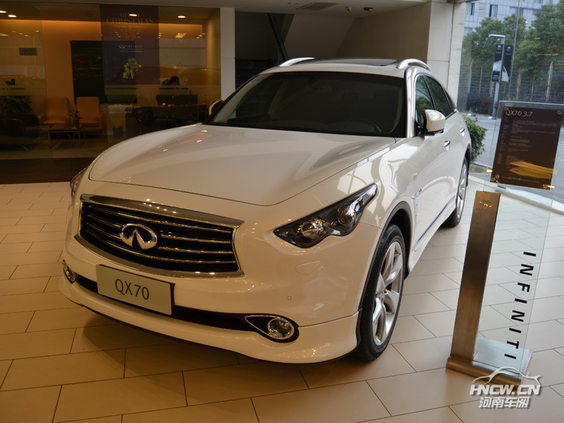 2014款英菲尼迪QX70 外观