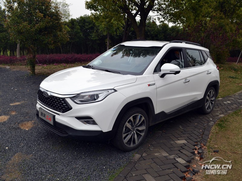 2019款 江淮瑞风S4 外观