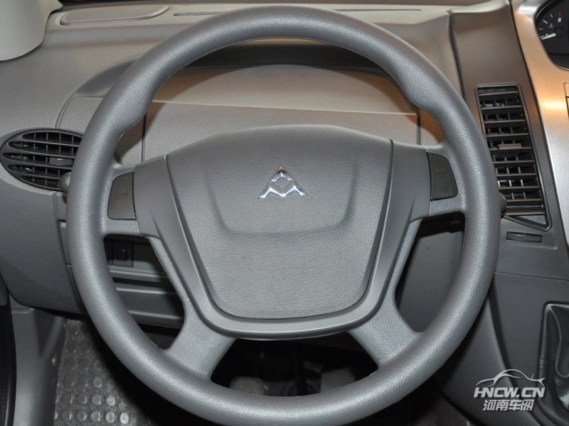 2014款上汽大通V80傲运通 中控