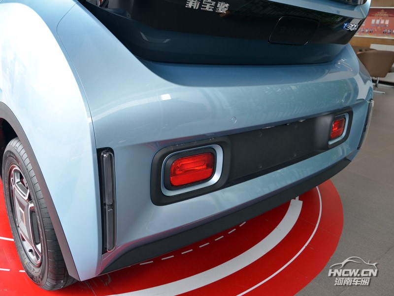 2020款 上汽通用五菱宝骏E300 其它