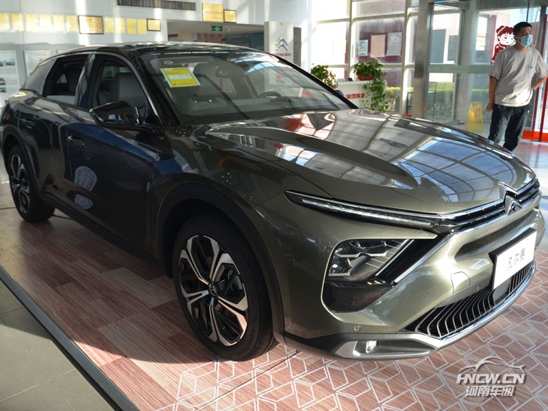 2021款 东风雪铁龙凡尔赛C5 X 外观