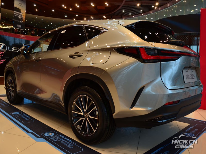 2022款 雷克萨斯NX 外观