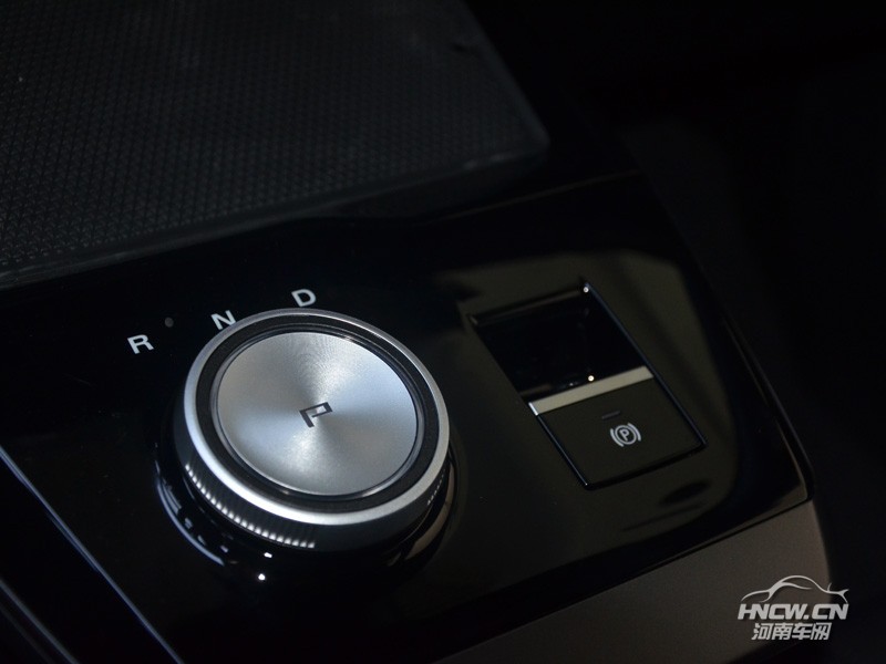 2023款 上汽MG4 EV 中控