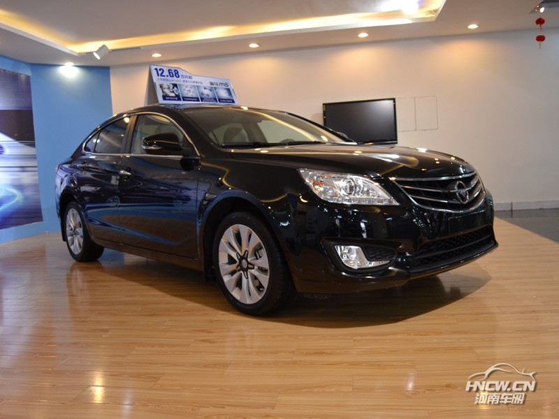2014款海马M8 外观