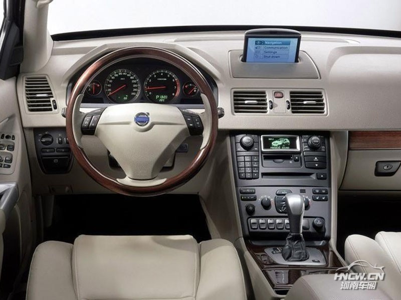 2010款沃尔沃XC90 中控