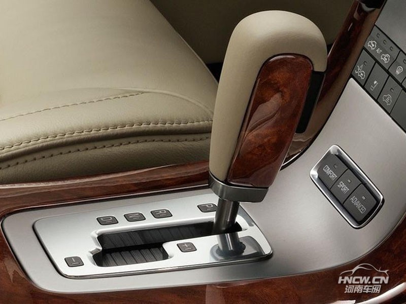 2010款沃尔沃S80 中控
