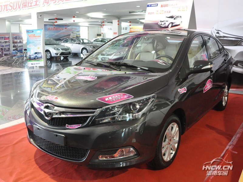 2013款海马M3 外观