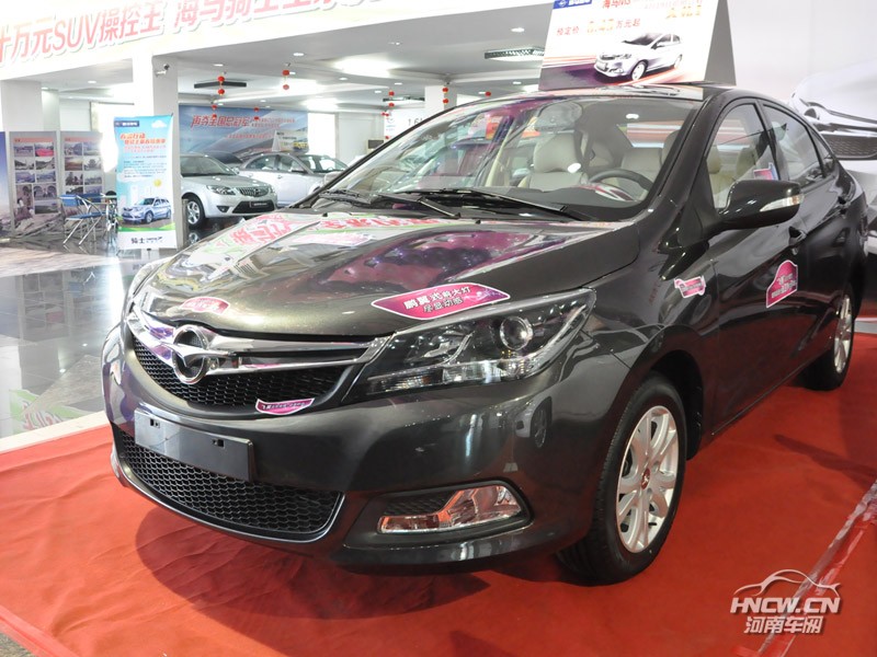 2013款海马M3 外观