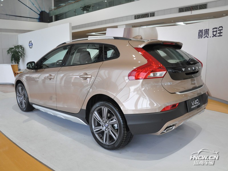 2014款 沃尔沃 V40 Cross Country 外观