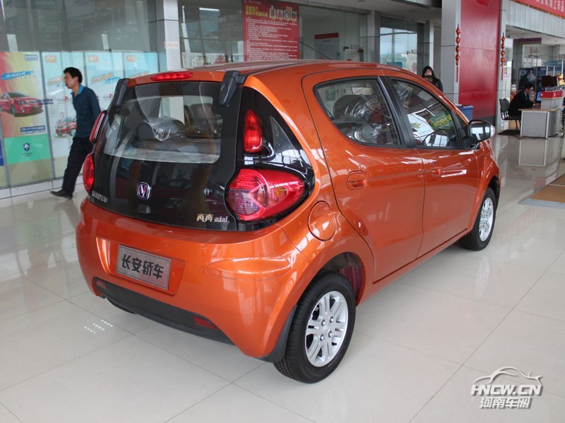 2012款奔奔Mini 外观