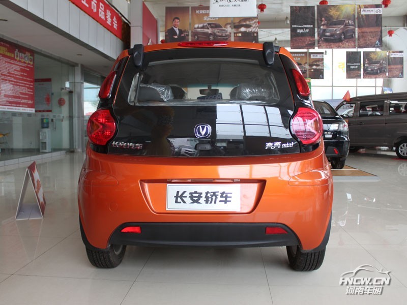 2012款奔奔Mini 外观