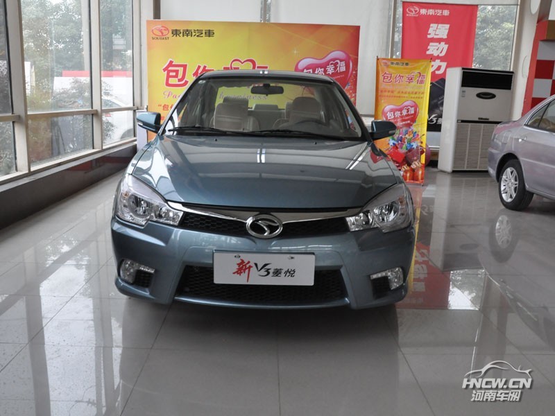 2011款V3菱悦 外观