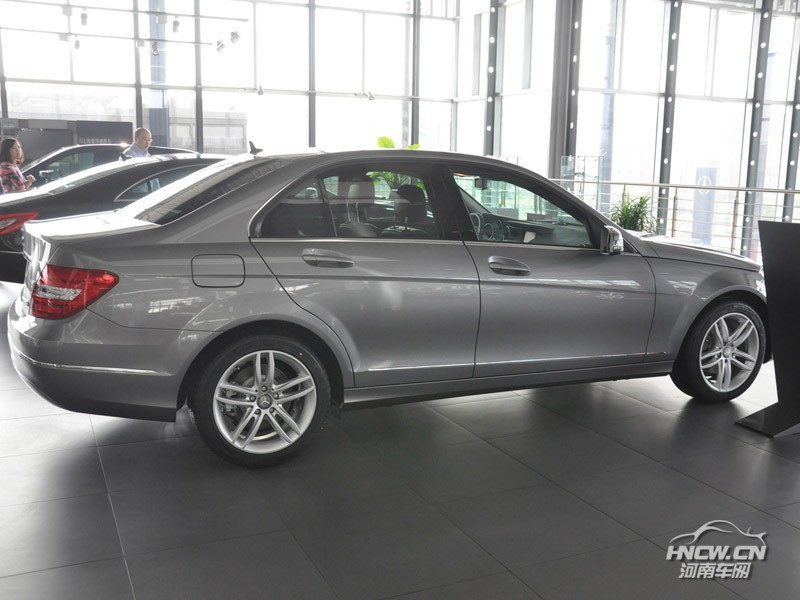 2011款 奔驰C260 外观