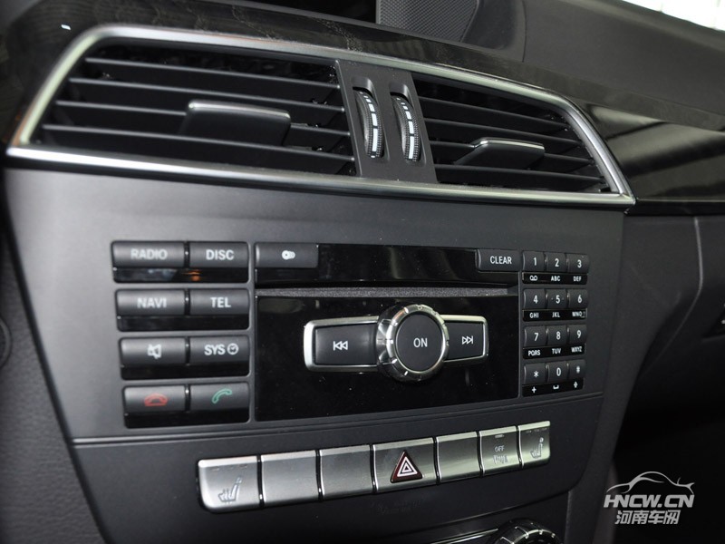 2011款 奔驰C260 中控台