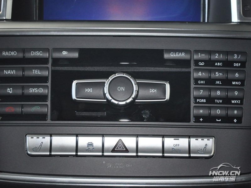 2013款奔驰GL500 4MATIC 中控