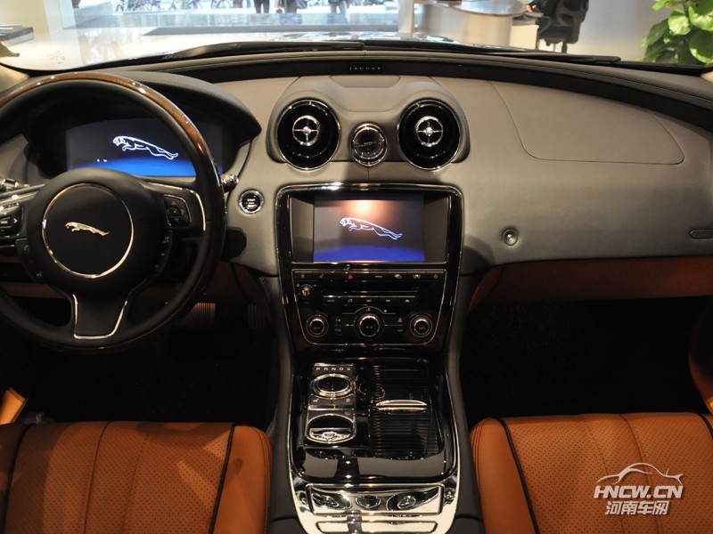 2012款捷豹XJ 中控
