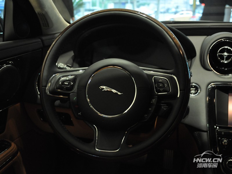 2012款捷豹XJ 中控