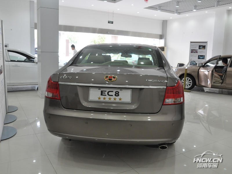 2013款吉利帝豪 EC8 外观