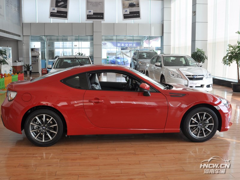 2013款 斯巴鲁 BRZ 外观