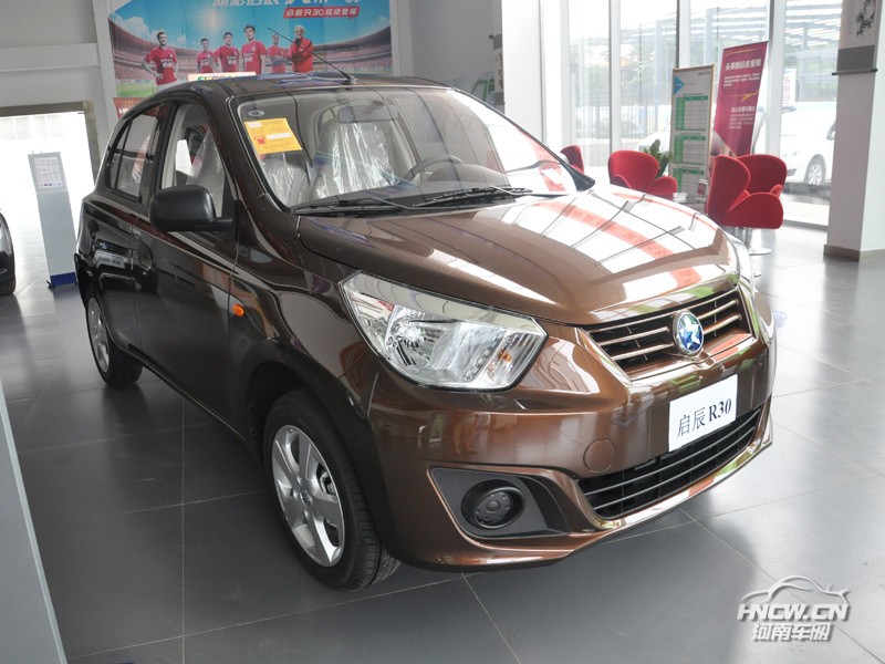 2014款 启辰 R30 外观