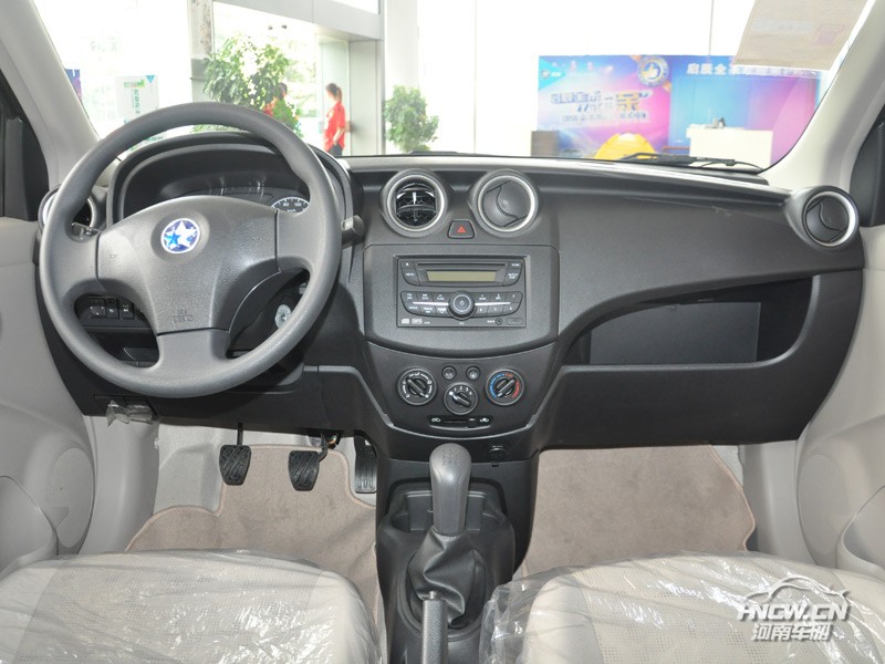 2014款 启辰 R30 中控