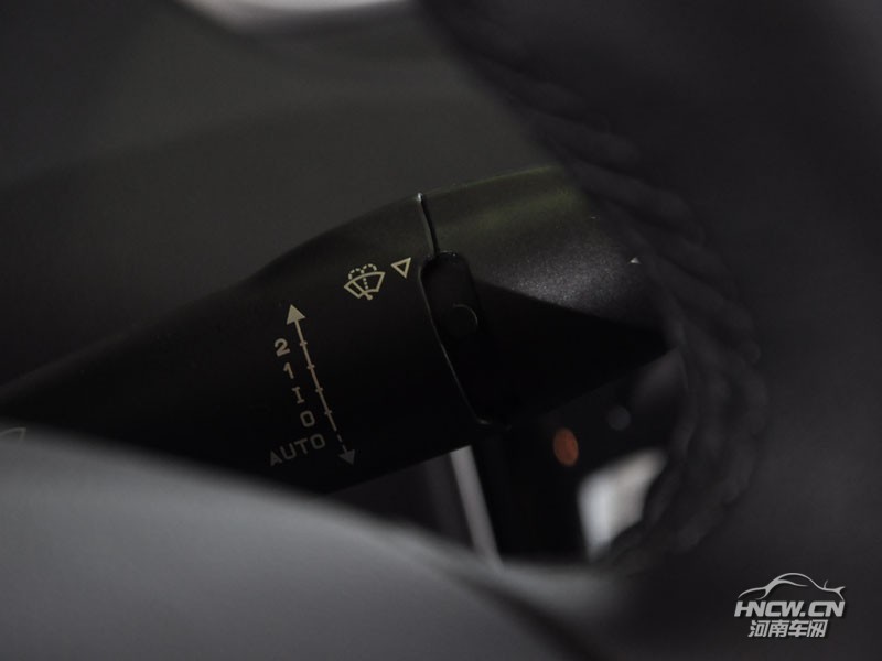 2012款标致308 中控