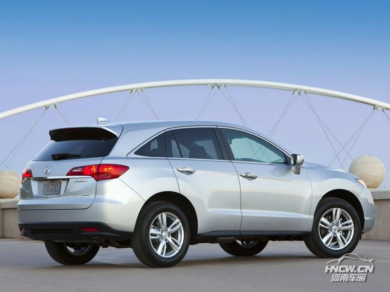 2013款讴歌RDX 外观