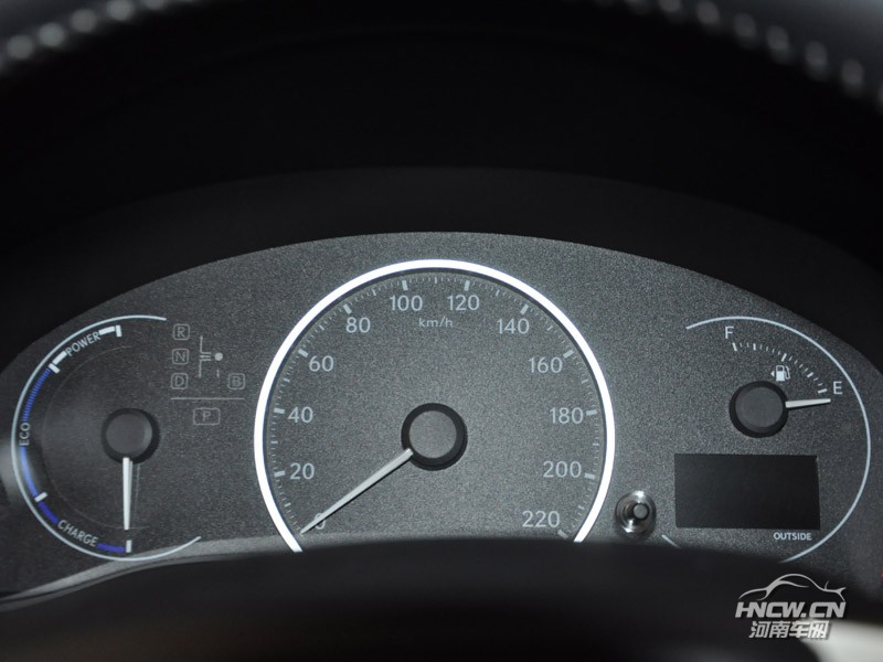 2014款雷克萨斯 CT200h 中控