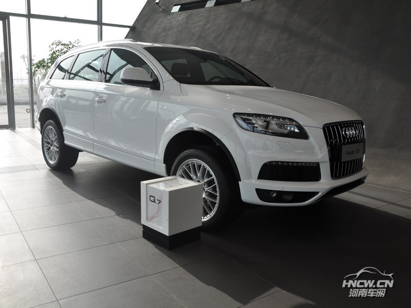 2011款奥迪Q7 外观