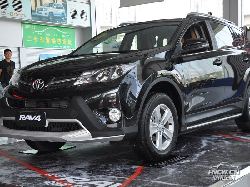 2013款一汽丰田RAV4 外观