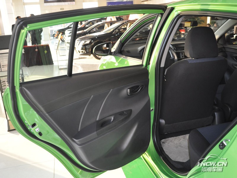 2014款广汽丰田YARiS L 致炫 内饰