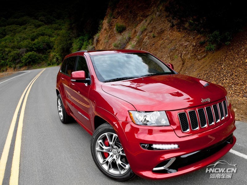 2012款吉普大切诺基 SRT8 外观