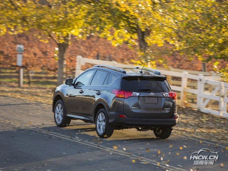 2013款丰田RAV4 外观