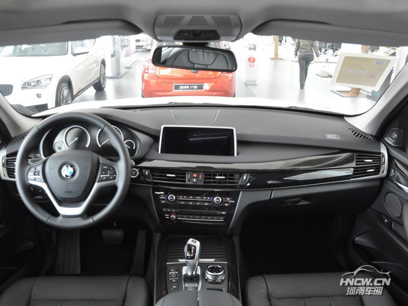 2014款全新宝马X5 中控