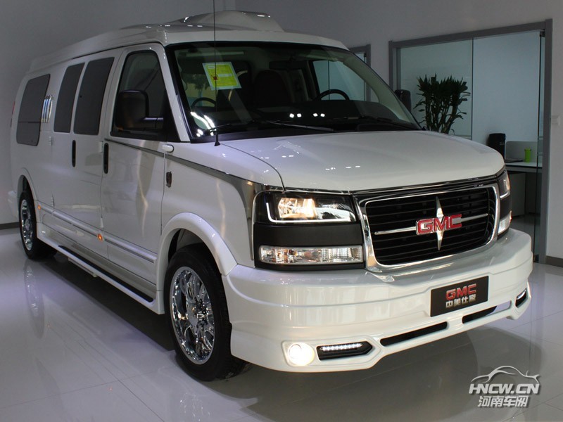 GMC Savana 200S运动版 外观